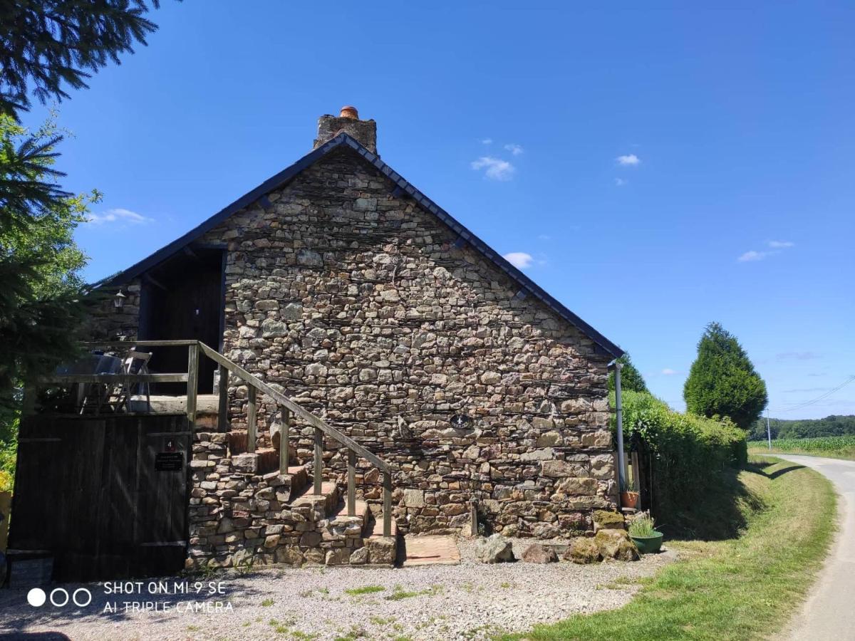 Gite Le Grenier Aux Portes De Broceliande Lejlighed Réminiac Eksteriør billede